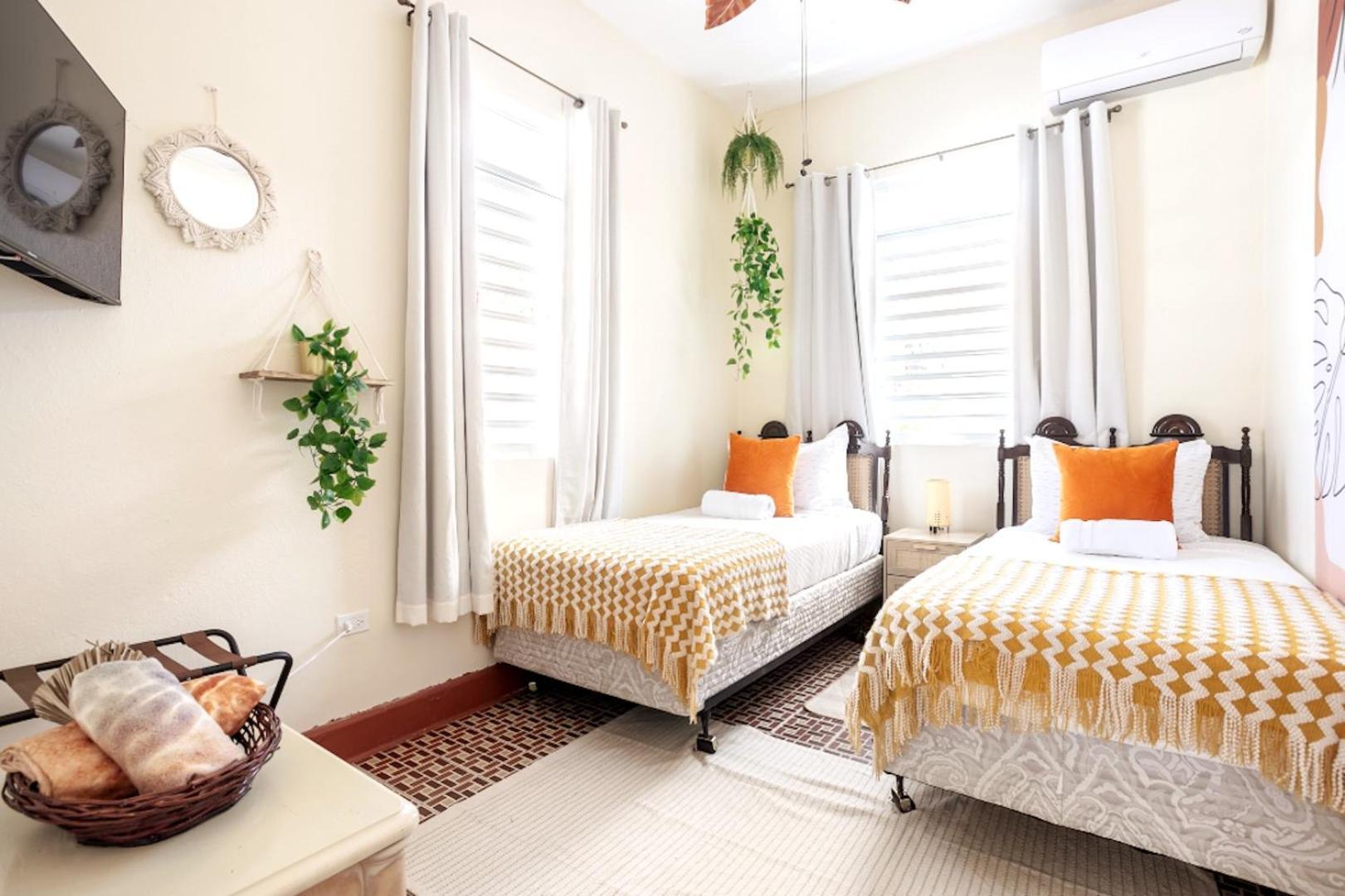 610@Miramar Apartment San Juan Room photo